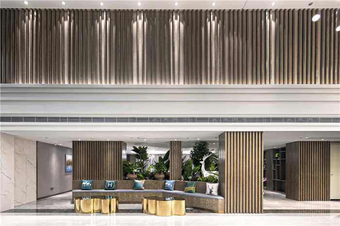 專業(yè)酒店改造設(shè)計(jì)公司推薦廣州欣凱輝悅酒店大堂設(shè)計(jì)圖 專業(yè)酒店改造設(shè)計(jì)公司推薦廣州欣凱輝悅酒店大堂設(shè)計(jì)圖