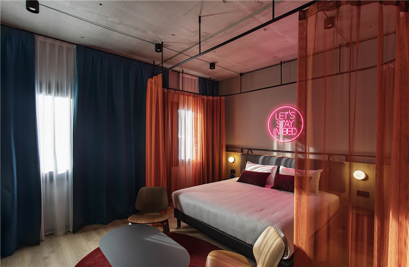 時(shí)尚工業(yè)風(fēng)STAY HOTEL精品商務(wù)酒店改造設(shè)計(jì)說明 時(shí)尚工業(yè)風(fēng)STAY HOTEL精品商務(wù)酒店改造設(shè)計(jì)說明