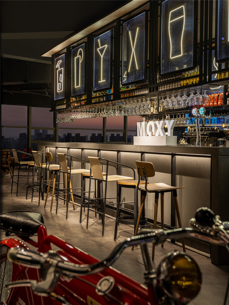 上海最新MOXY個(gè)性工業(yè)風(fēng)潮牌酒店設(shè)計(jì)賞析 上海最新MOXY個(gè)性工業(yè)風(fēng)潮牌酒店設(shè)計(jì)賞析